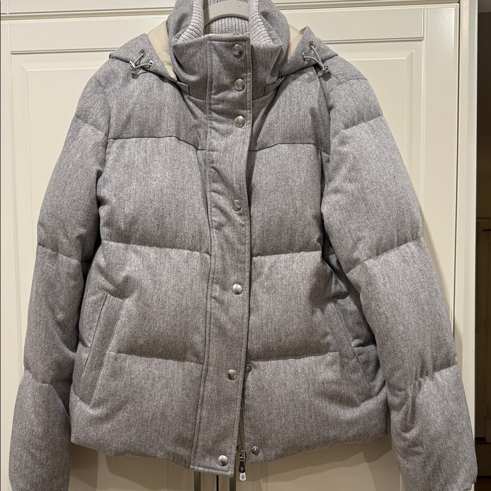 Eleventy Light Gray Puffer Jacket, NWT, Small